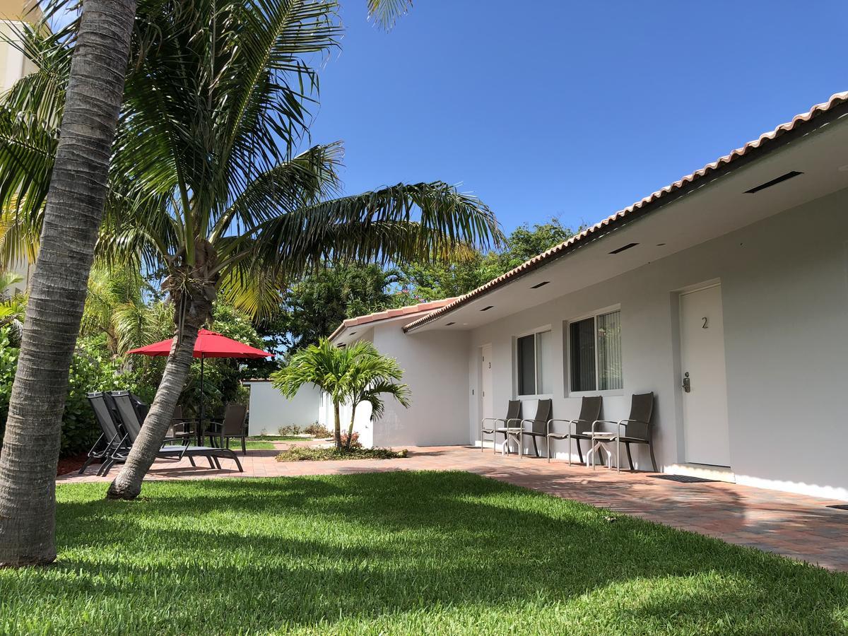 Elizabeth House Inn Deerfield Beach Exterior photo